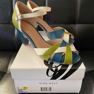Nine West Nityaff heels, size 9 M, Navy/Green/White